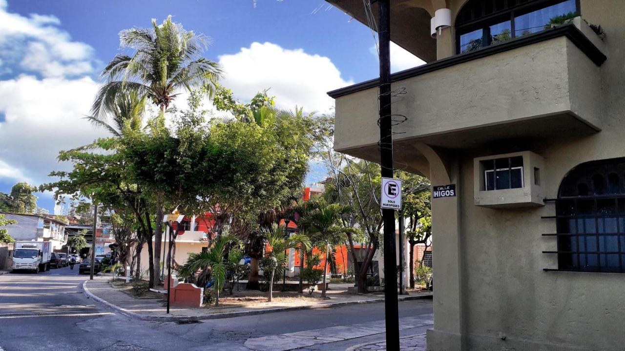 זיהואטנחו Solimar Inn Suites מראה חיצוני תמונה