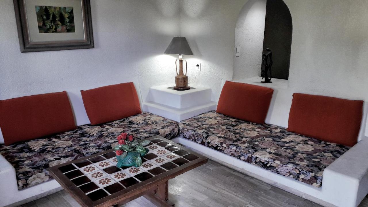 זיהואטנחו Solimar Inn Suites מראה חיצוני תמונה