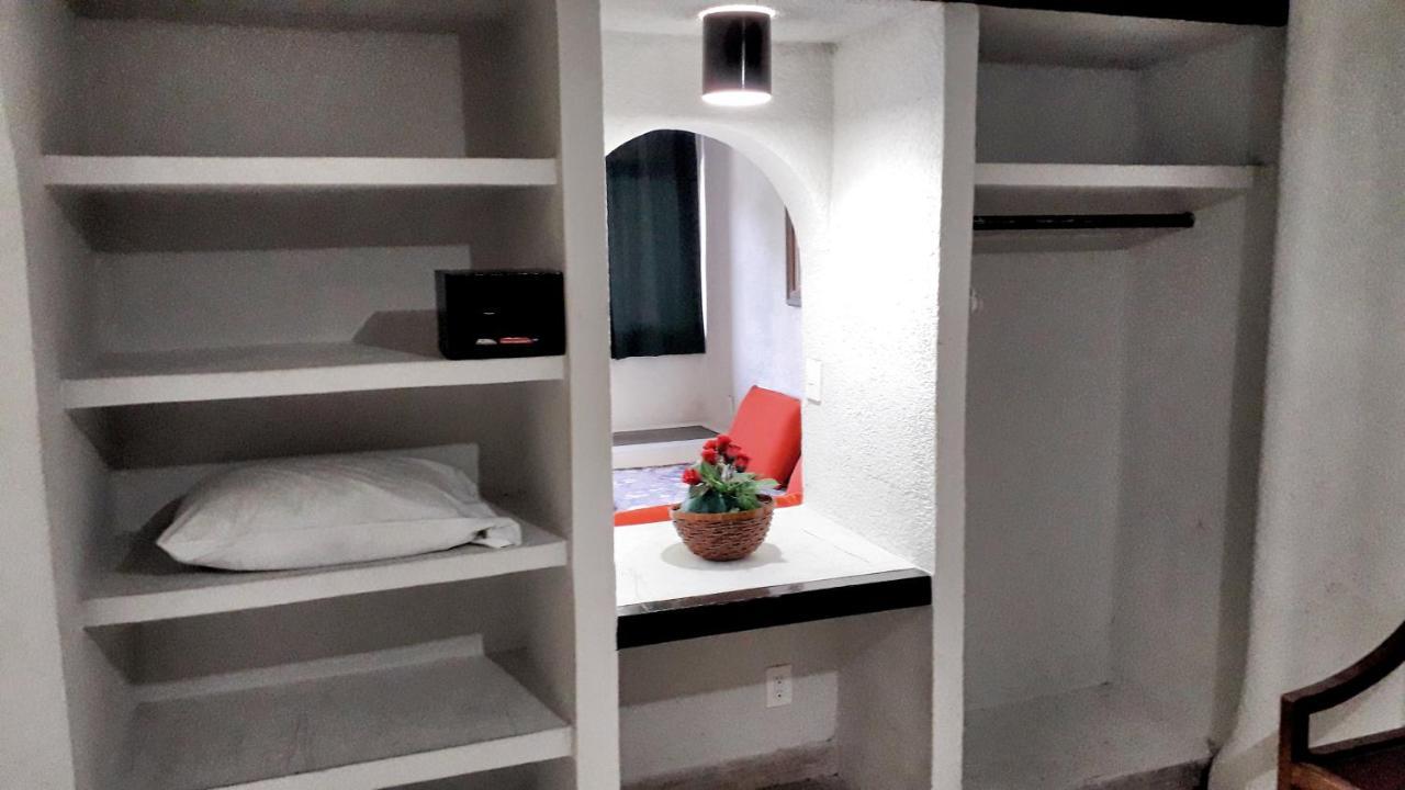 זיהואטנחו Solimar Inn Suites מראה חיצוני תמונה