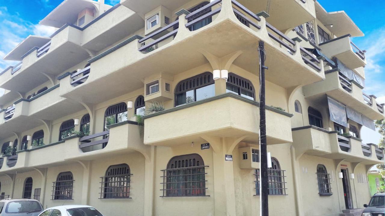 זיהואטנחו Solimar Inn Suites מראה חיצוני תמונה